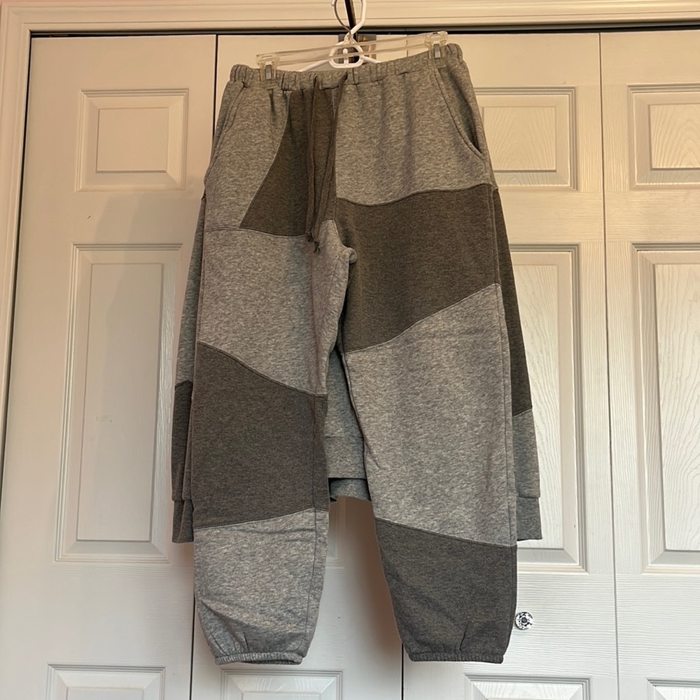 Grey color block sweatsuit